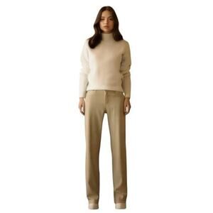 ST. JOHN Straight Leg Stretch Cotton Pants in Beige/tan size 8